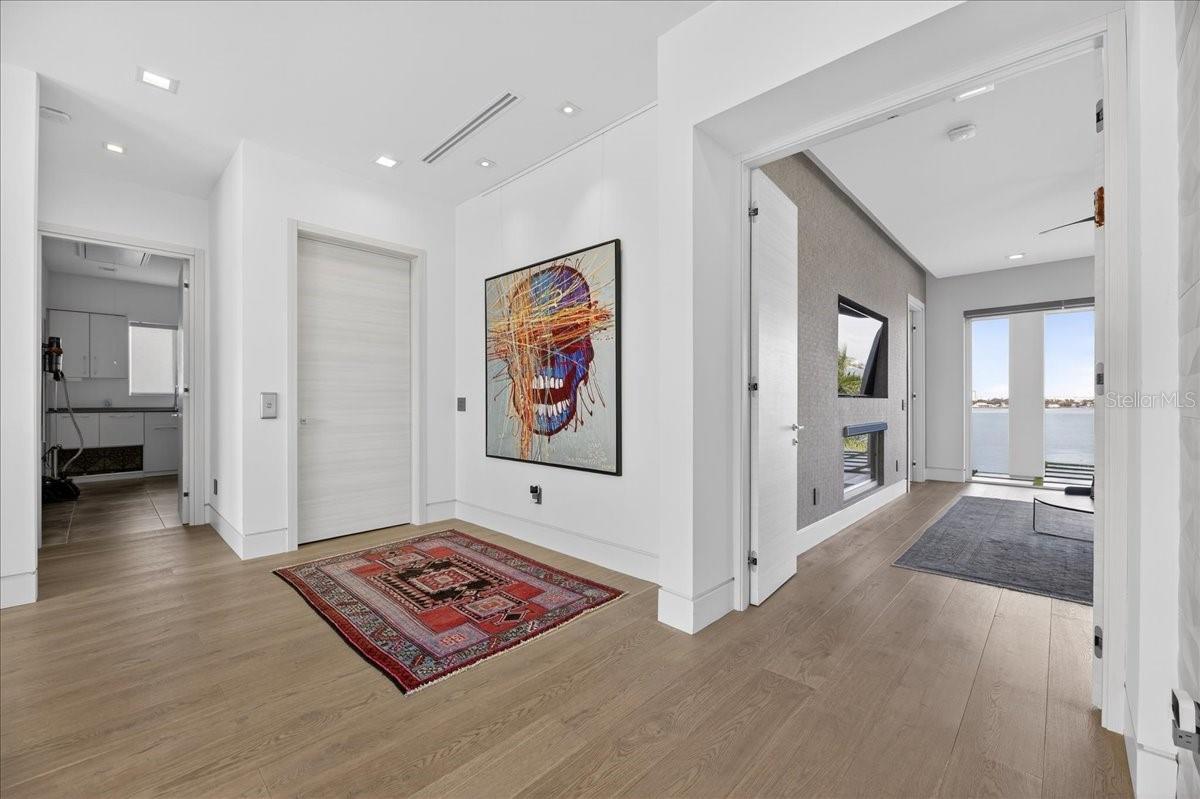 TB8463396 Property Photo