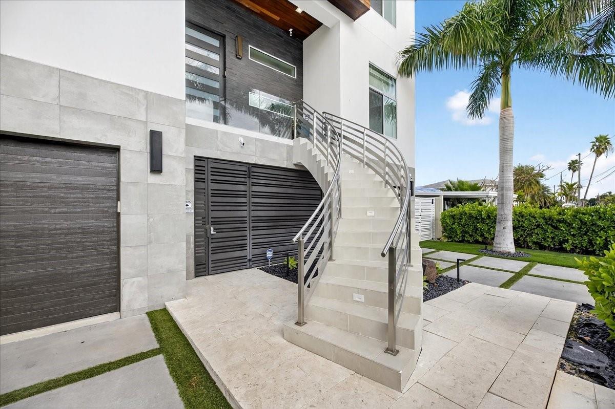 TB8463396 Property Photo