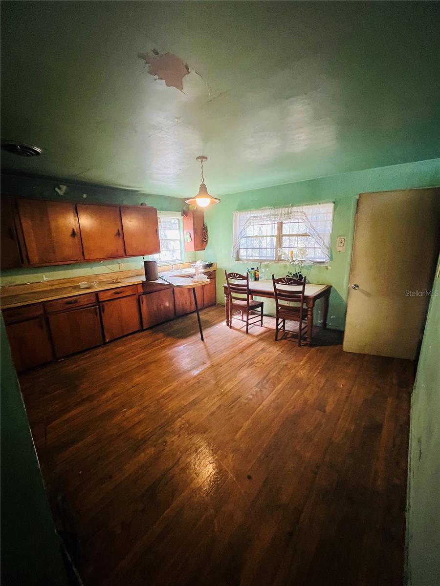 GC536511 Property Photo