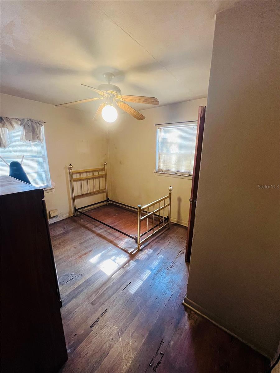 GC536511 Property Photo