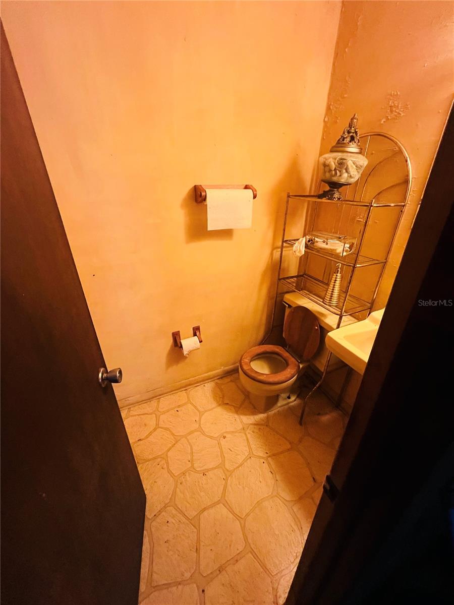 GC536511 Property Photo