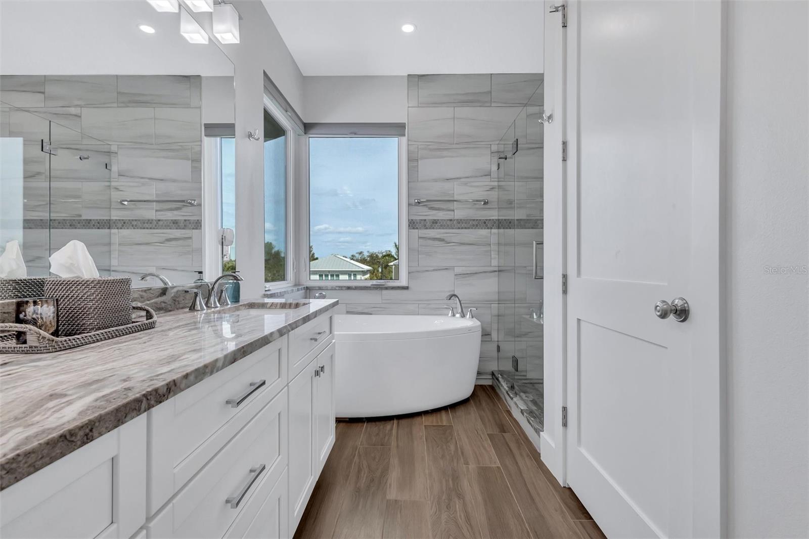 A4677832 Property Photo