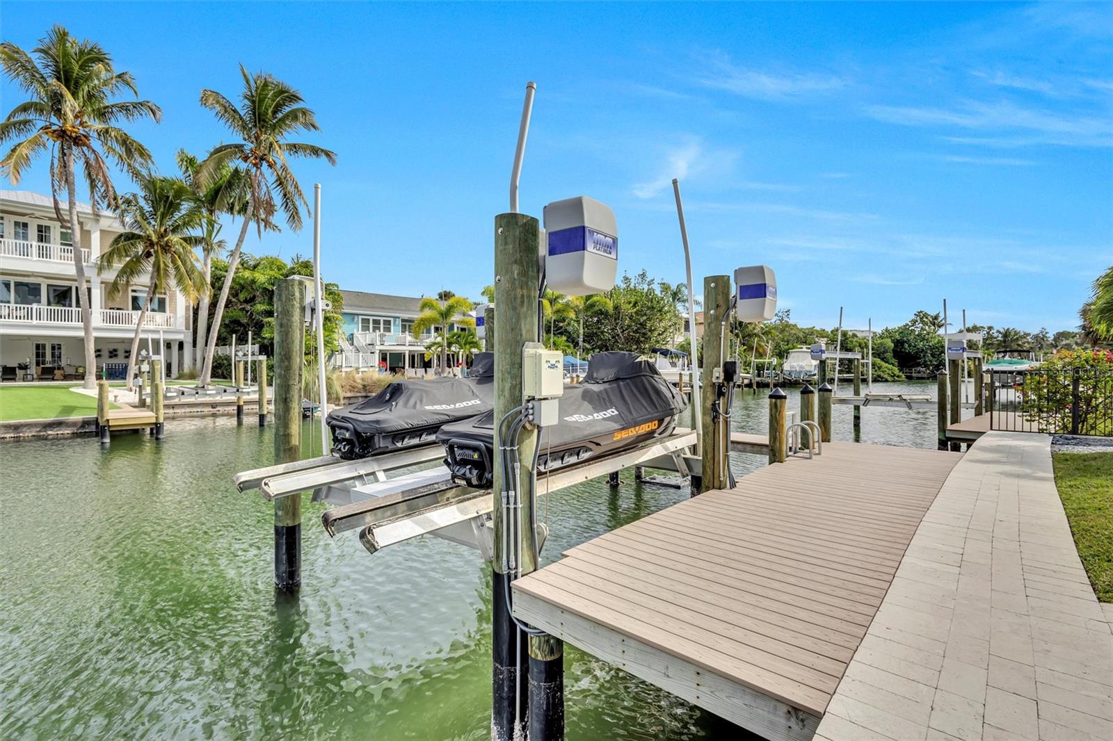 A4677832 Property Photo