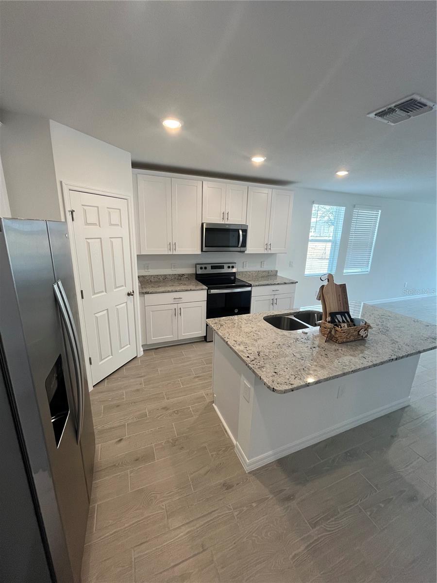 2405 WHITE TAIL ST, DAVENPORT, FL, 33837