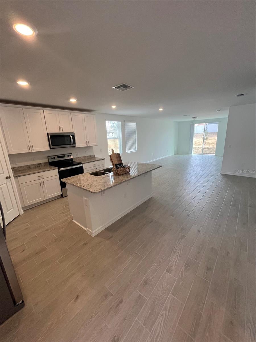 2405 WHITE TAIL ST, DAVENPORT, FL, 33837