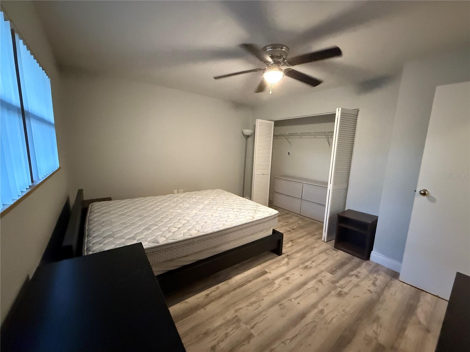 O6372912 Property Photo