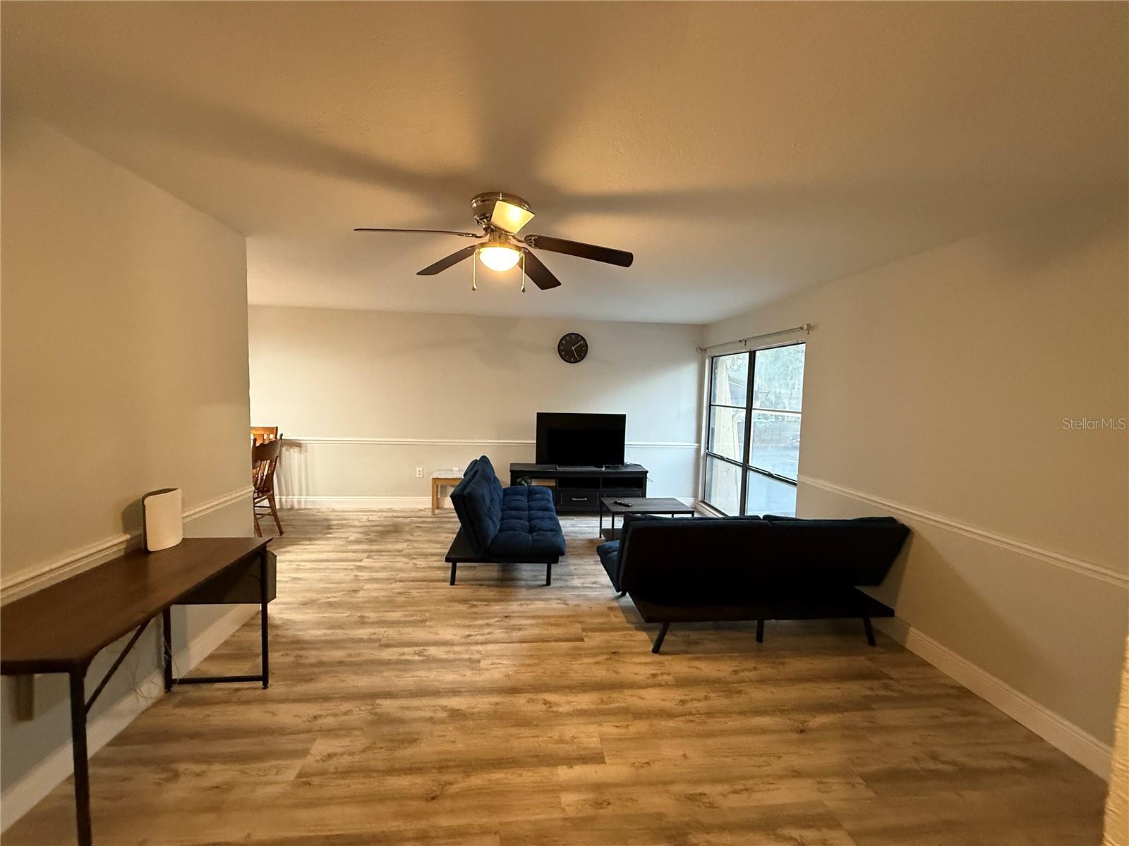 O6372912 Property Photo