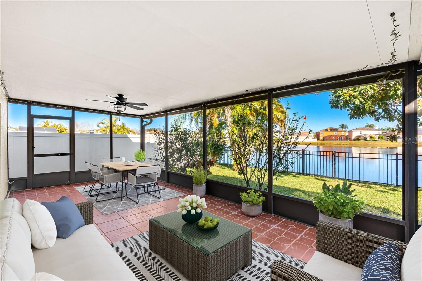 1015 SENECA FALLS DR, ORLANDO, FL, 32828