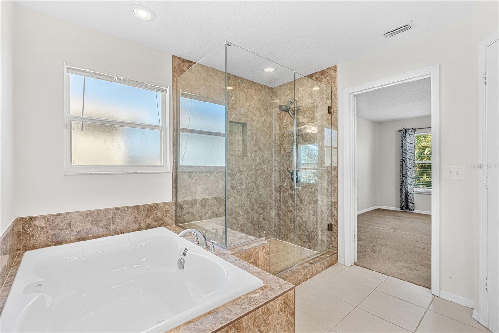 1015 SENECA FALLS DR, ORLANDO, FL, 32828