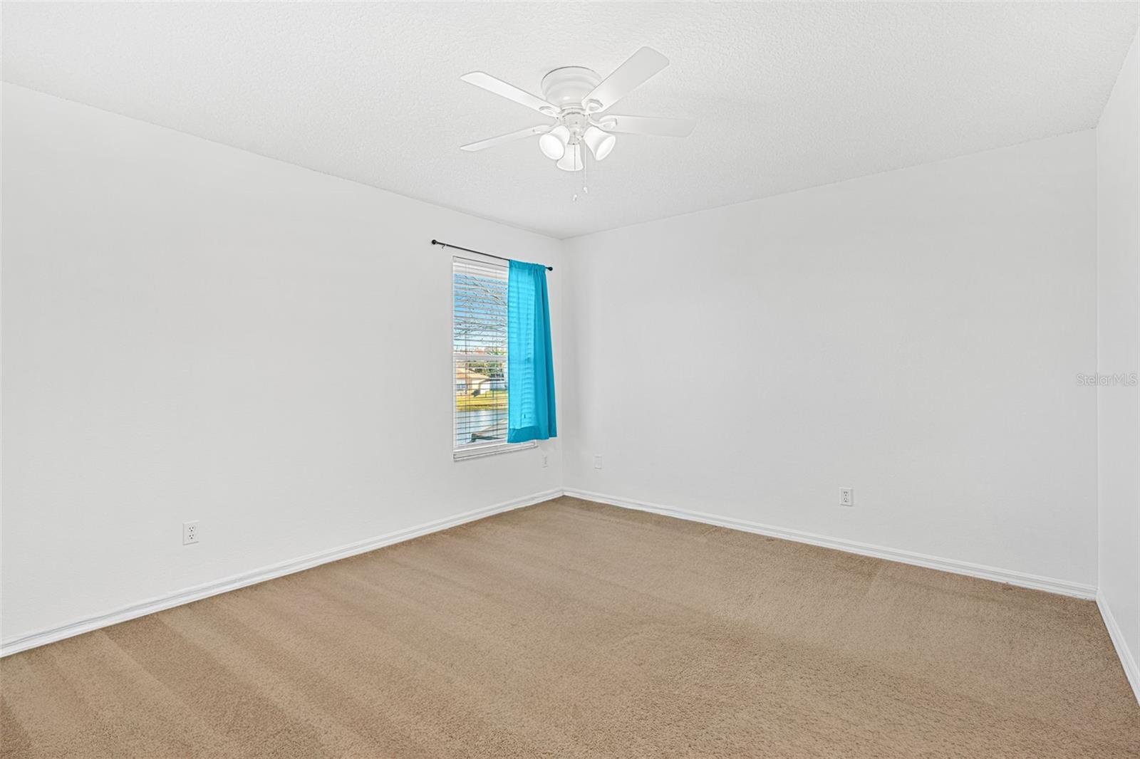 1015 SENECA FALLS DR, ORLANDO, FL, 32828