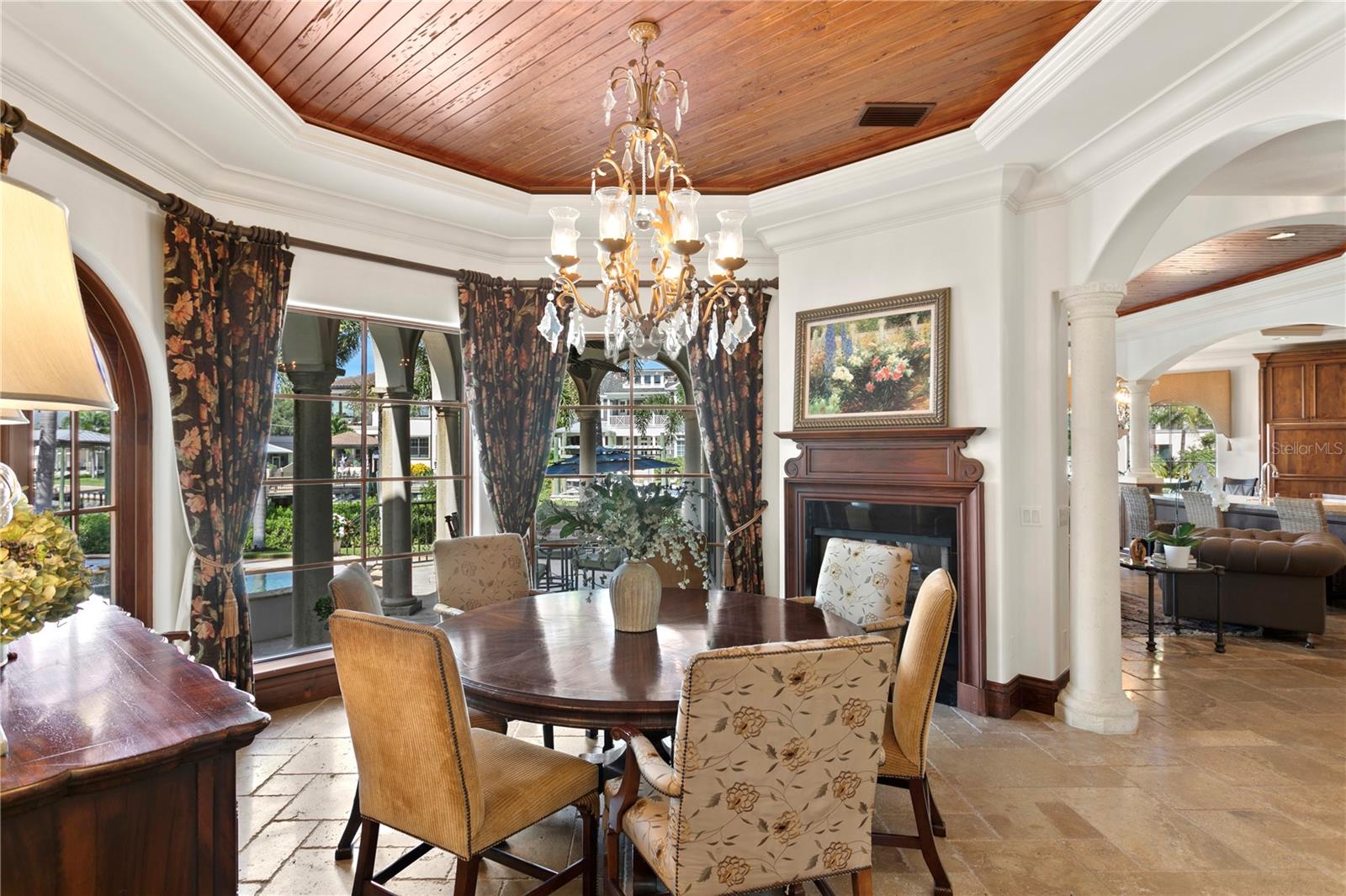 TB8463472 Property Photo