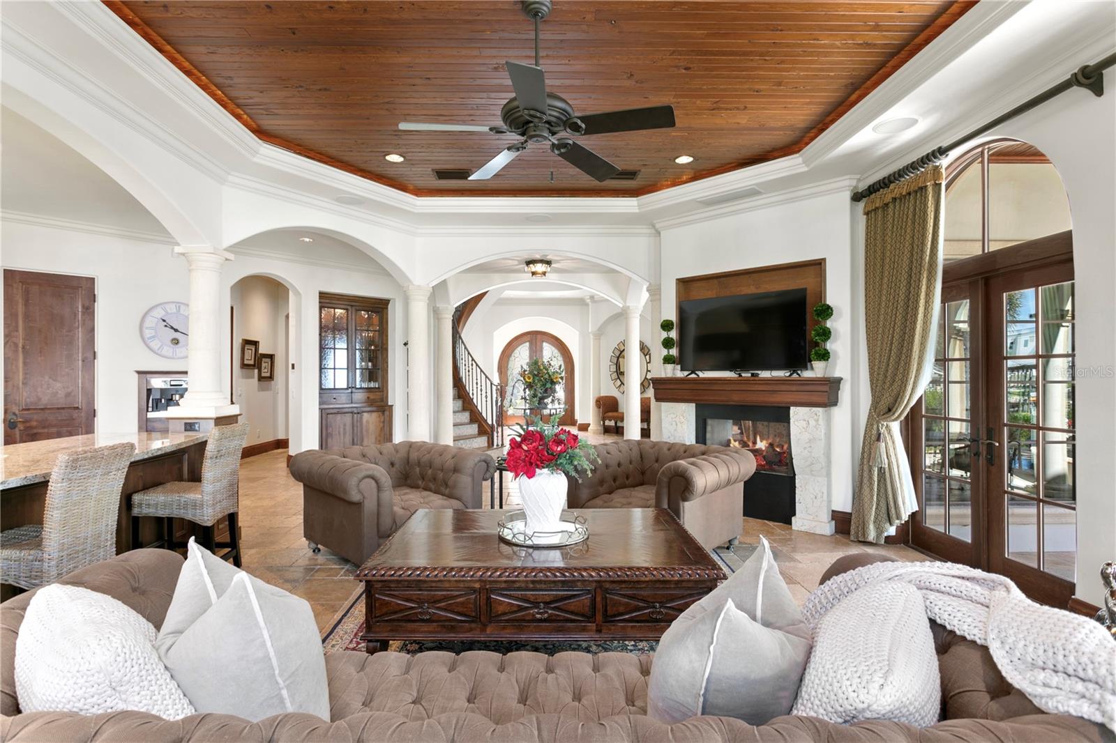 TB8463472 Property Photo