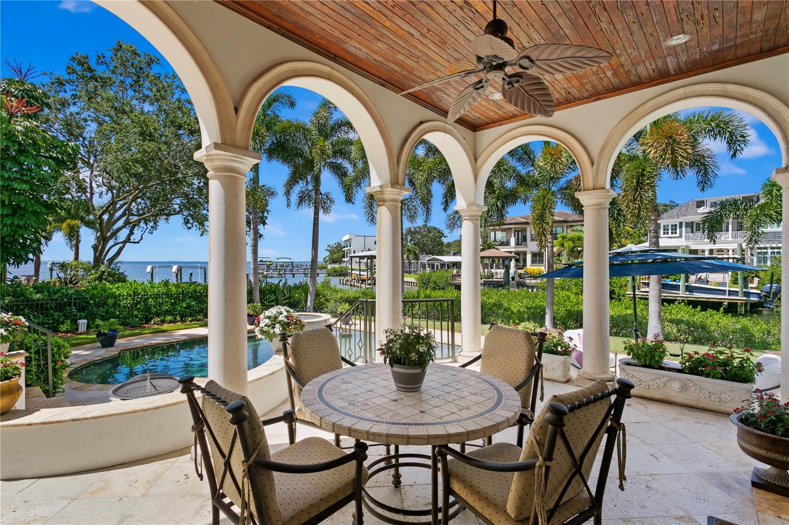 TB8463472 Property Photo