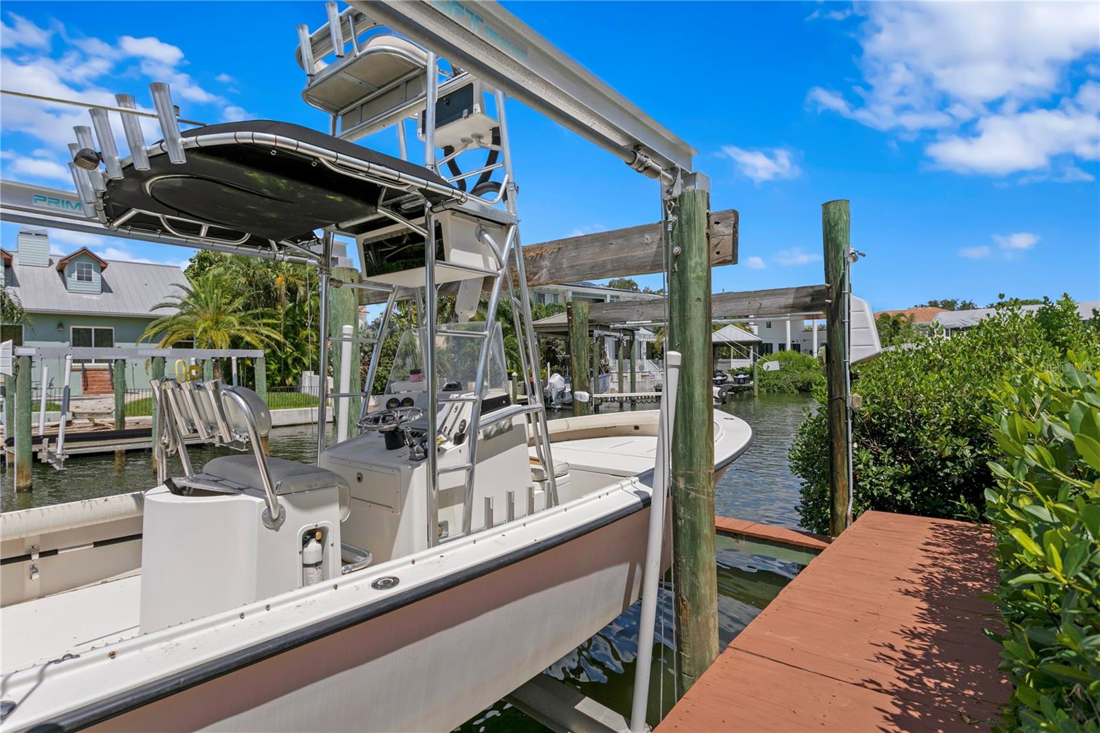 TB8463472 Property Photo