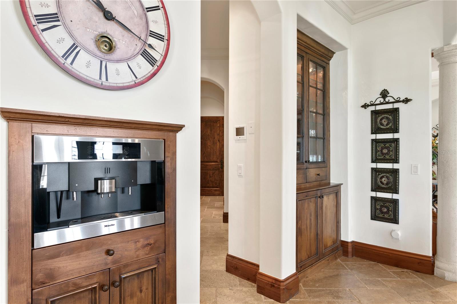 TB8463472 Property Photo