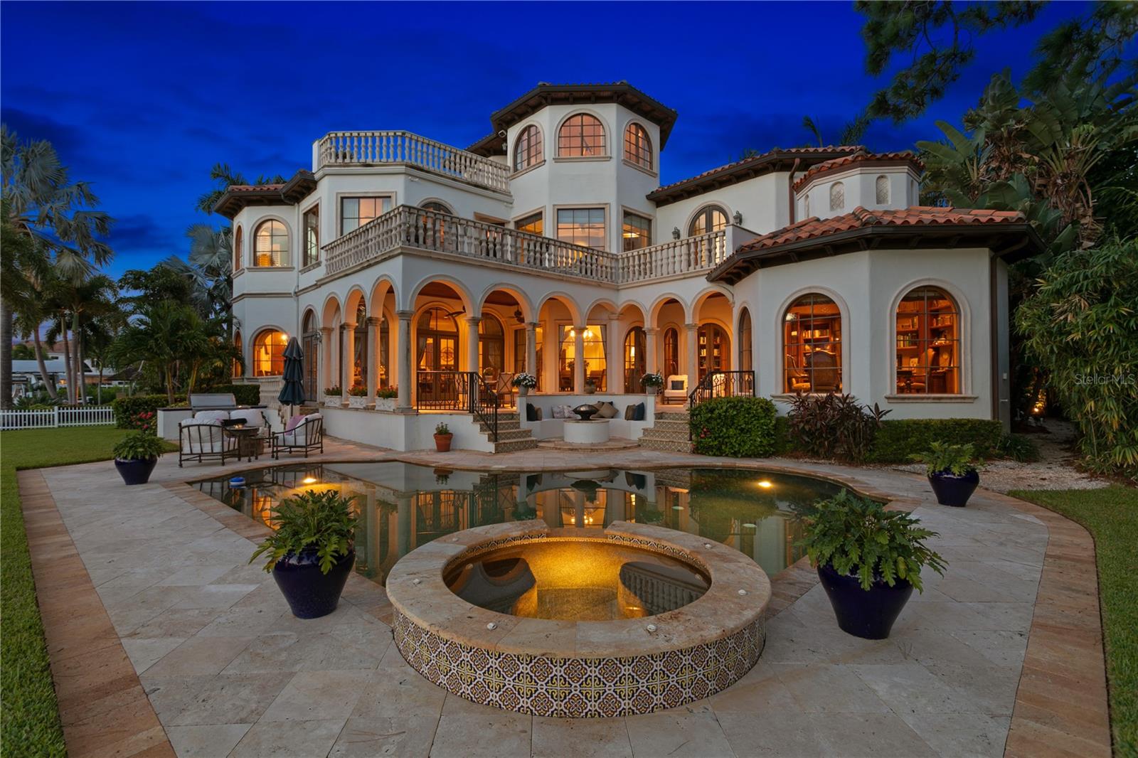 TB8463472 Property Photo