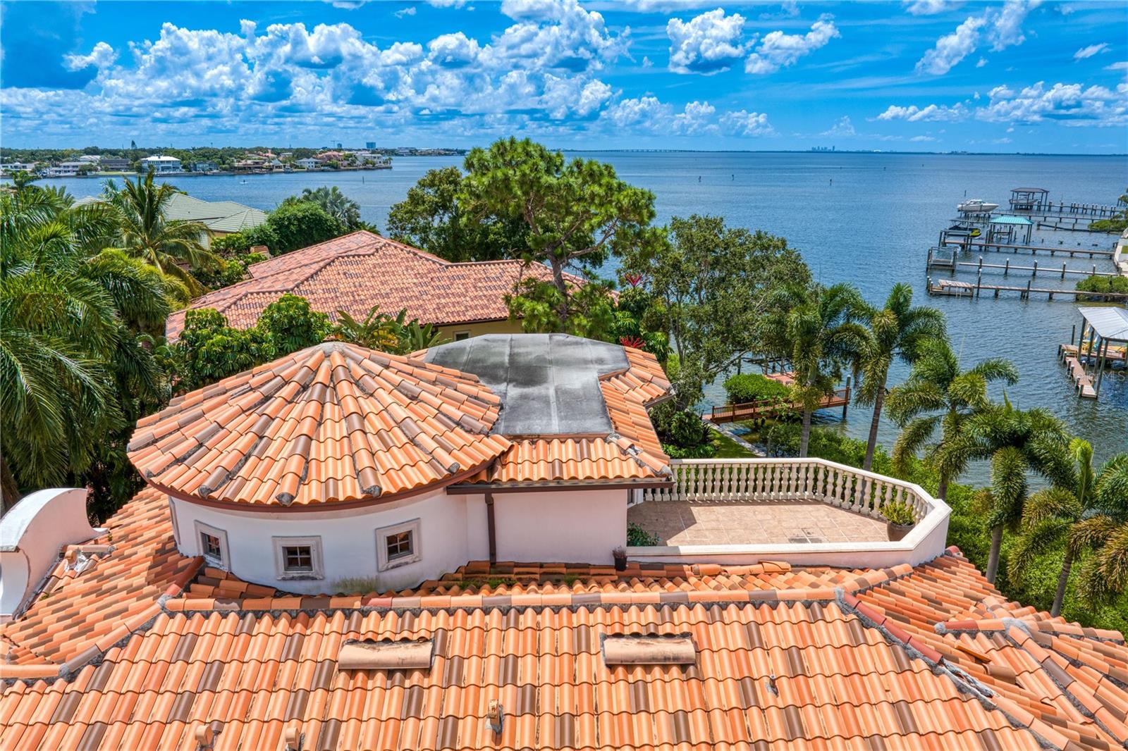 TB8463472 Property Photo