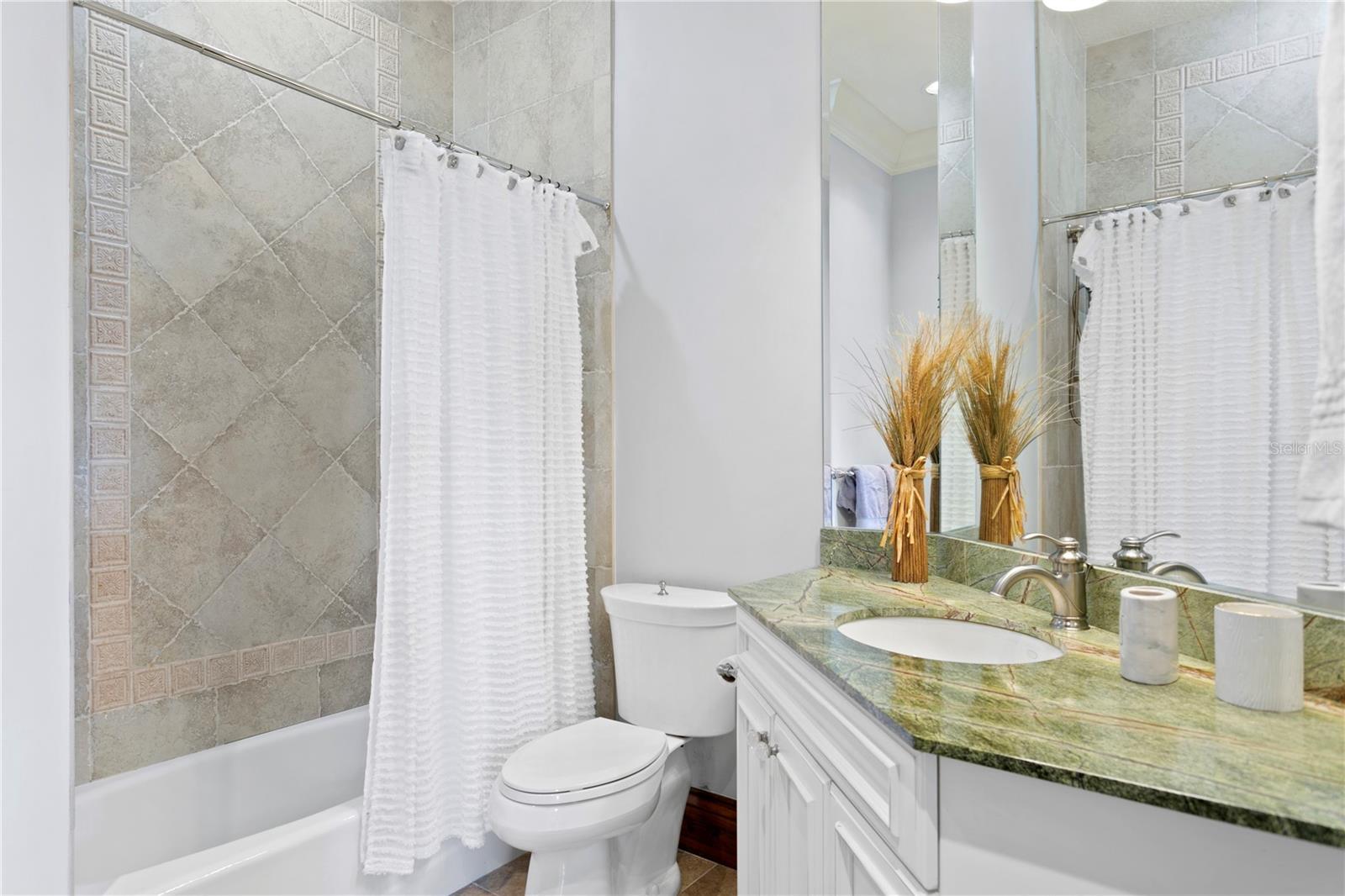 TB8463472 Property Photo