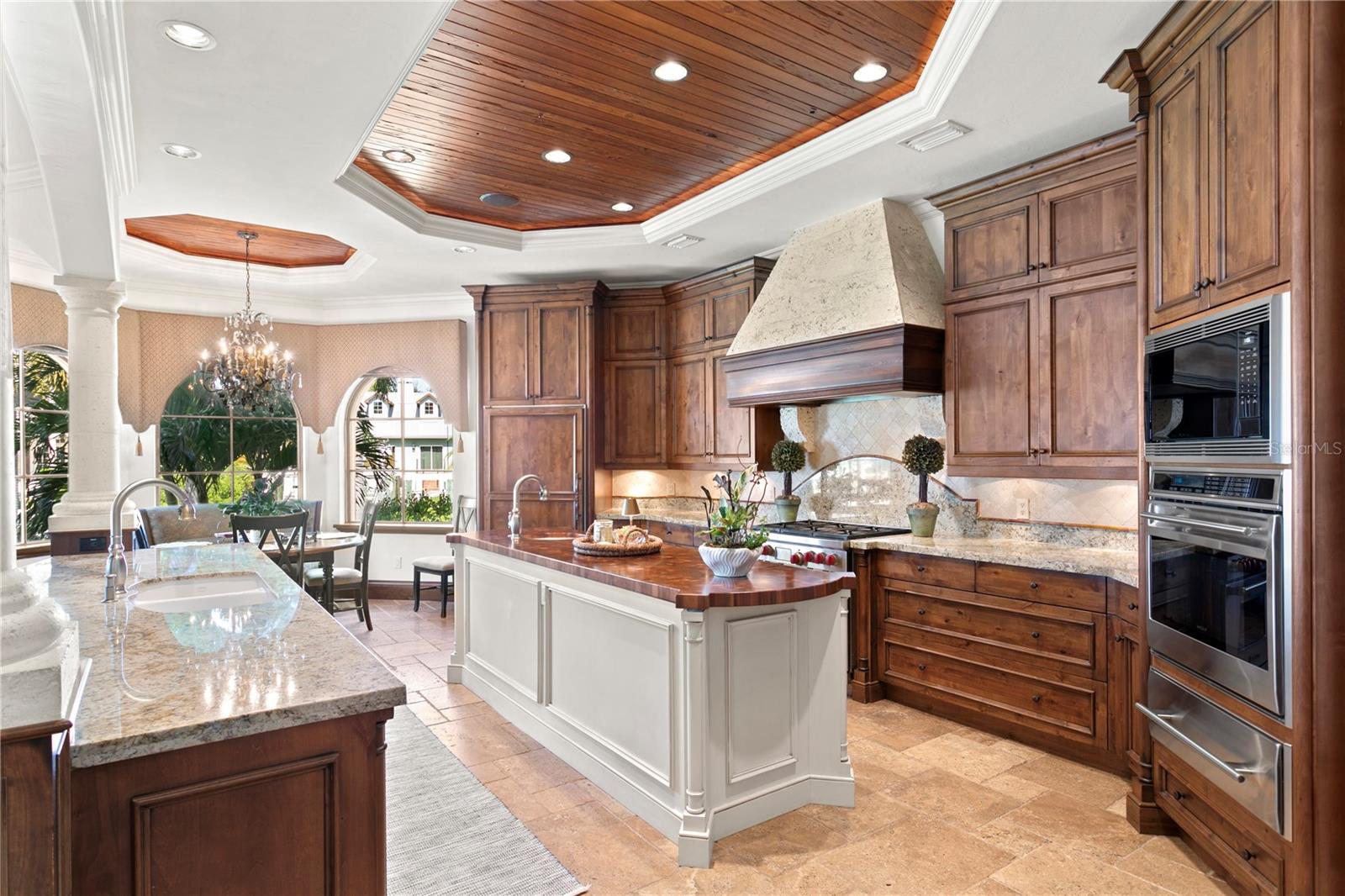 TB8463472 Property Photo