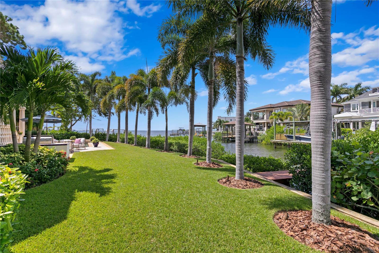 TB8463472 Property Photo