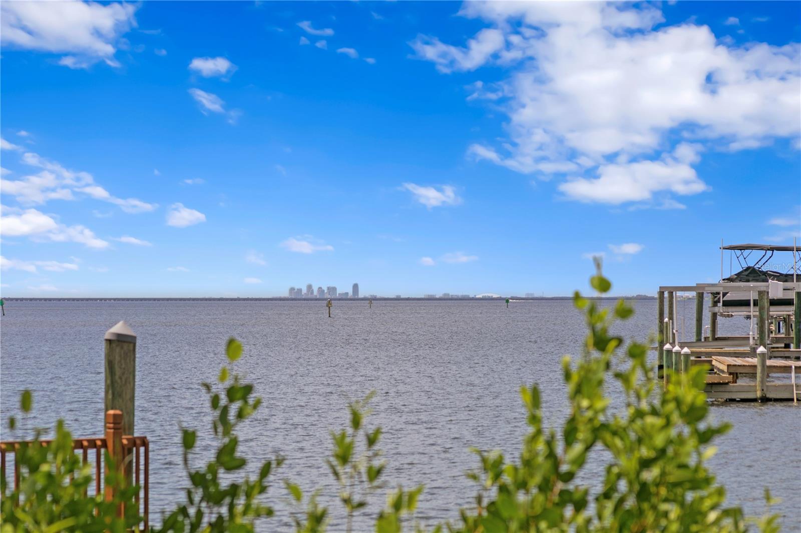 TB8463472 Property Photo