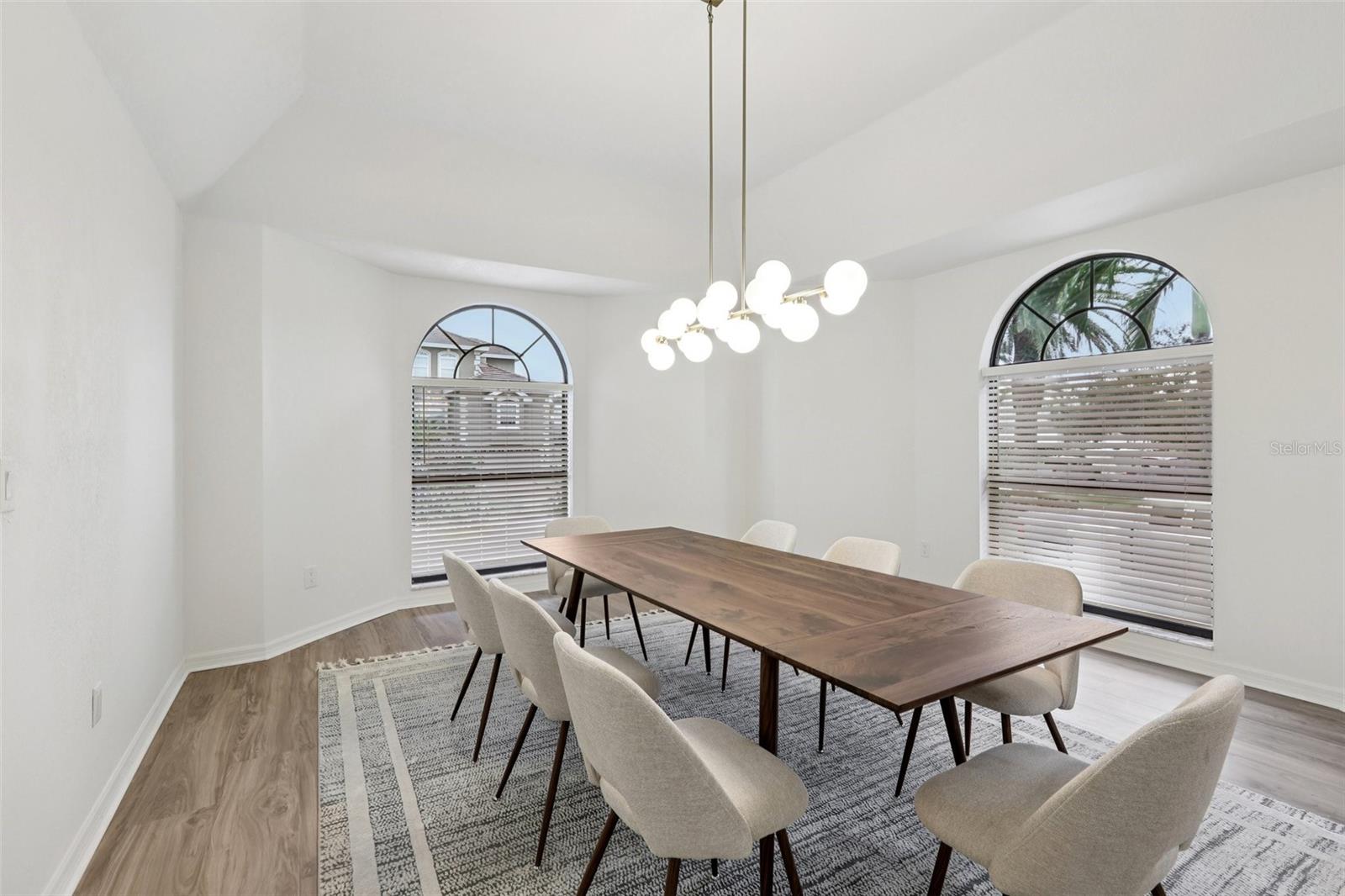 TB8463487 Property Photo