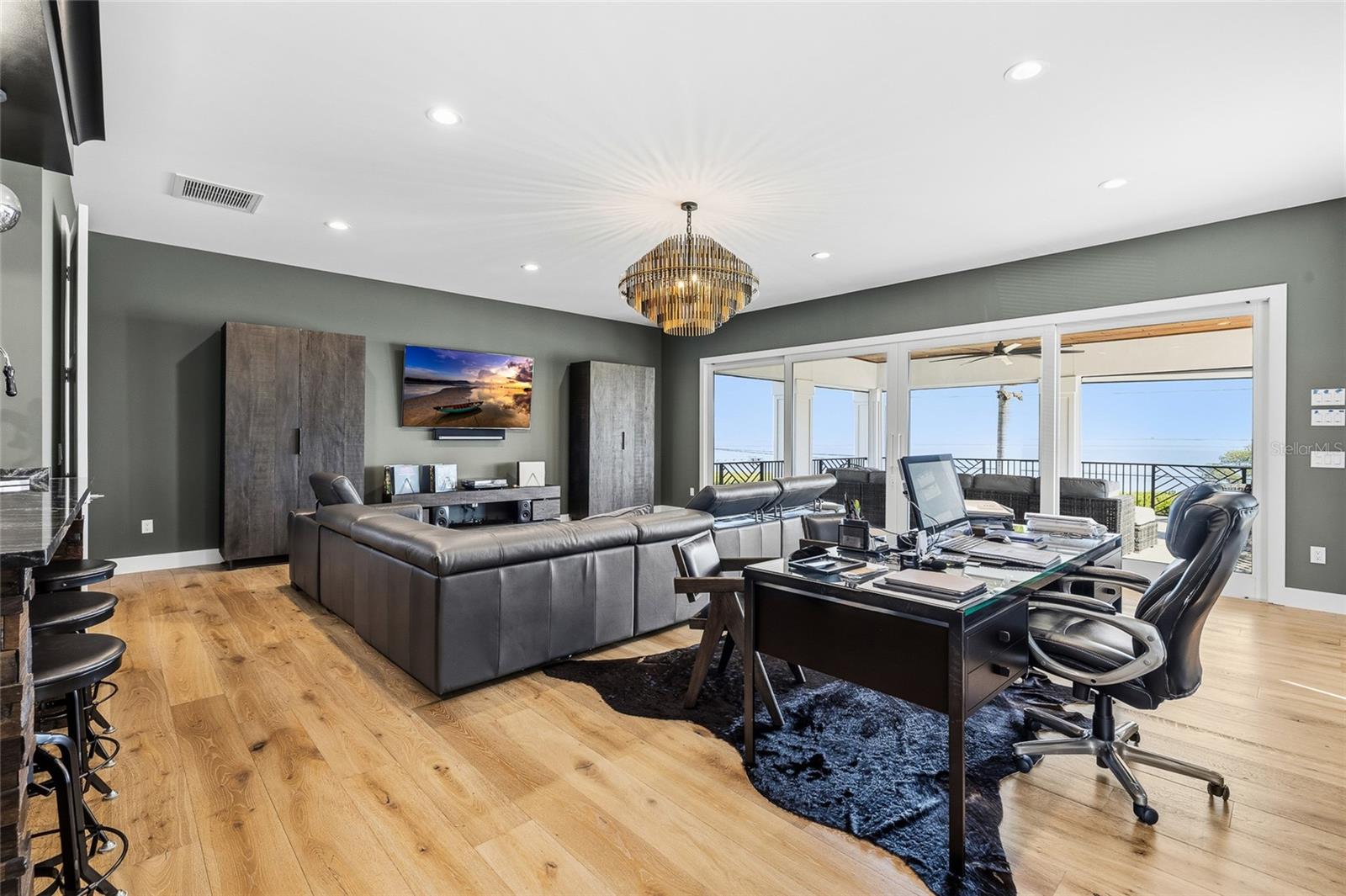 A4677883 Property Photo