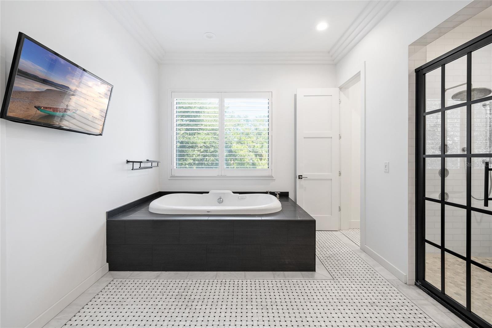 A4677883 Property Photo