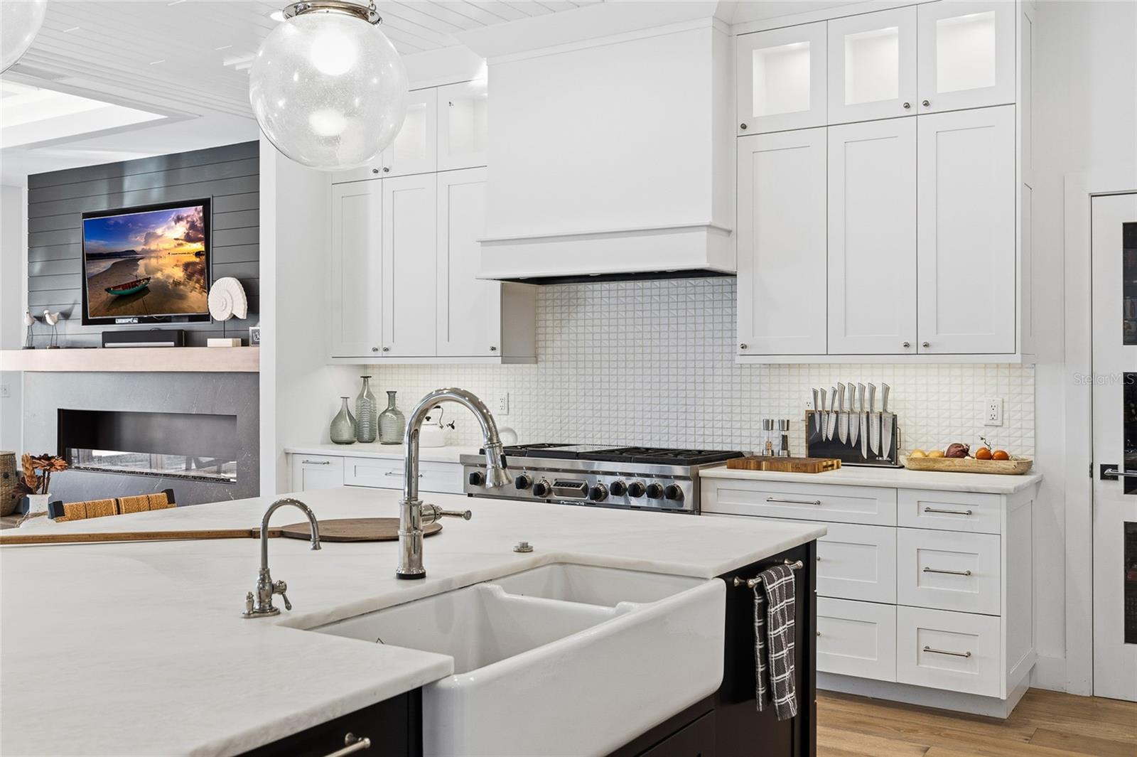 A4677883 Property Photo