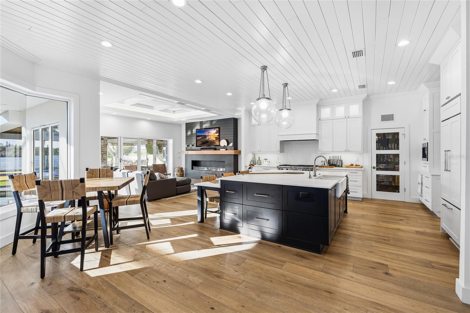 A4677883 Property Photo