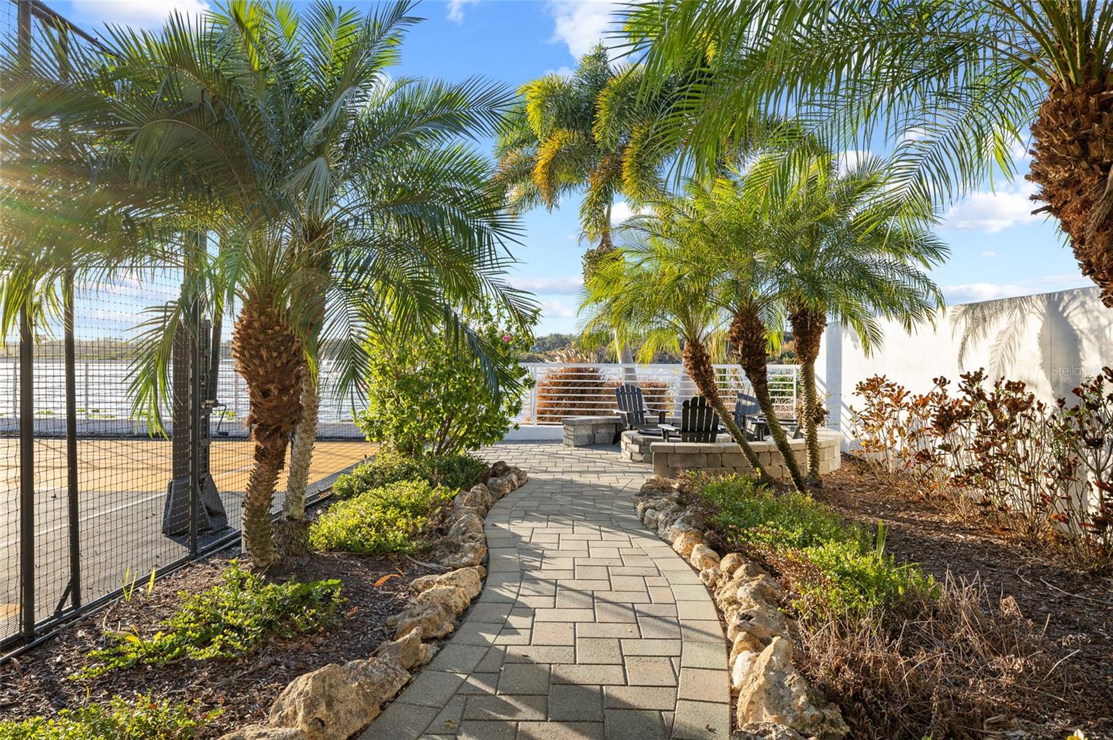 A4677883 Property Photo