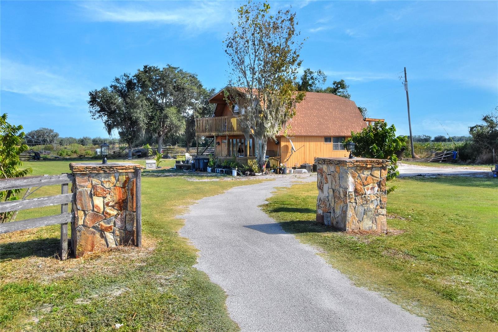 TB8463525 Property Photo