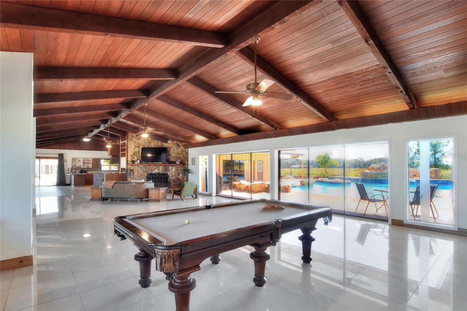 TB8463525 Property Photo