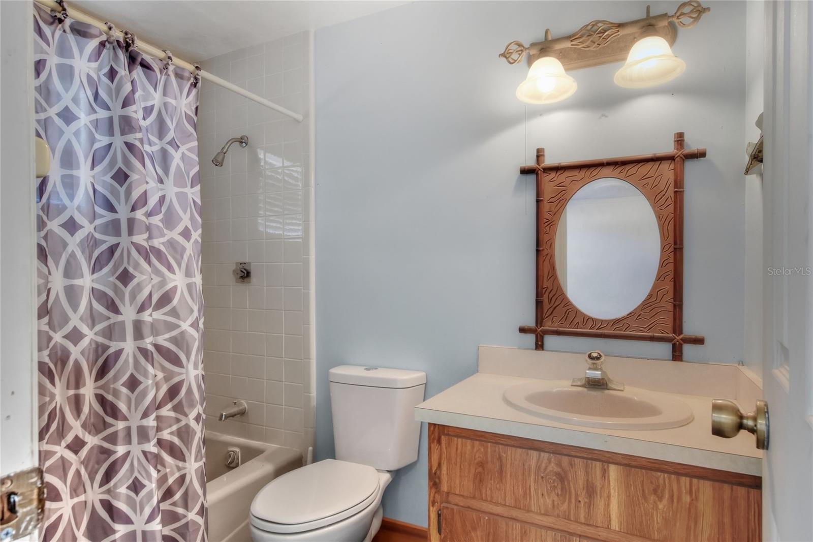 TB8463525 Property Photo