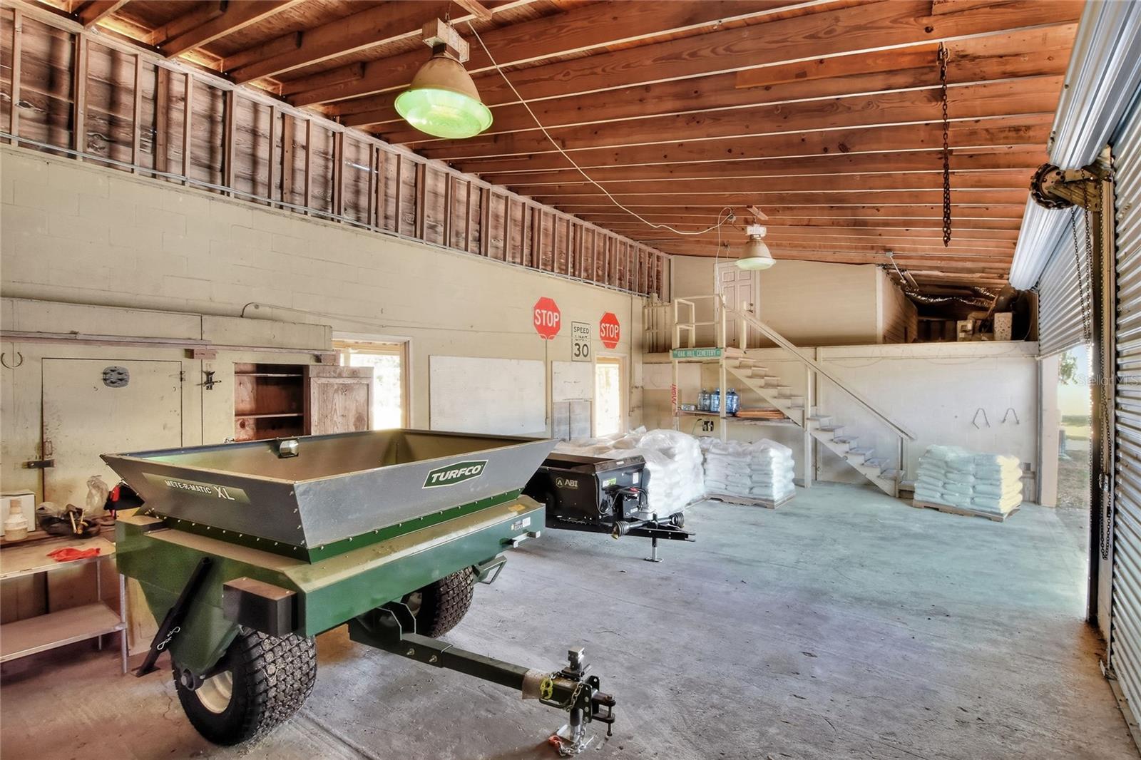 TB8463525 Property Photo