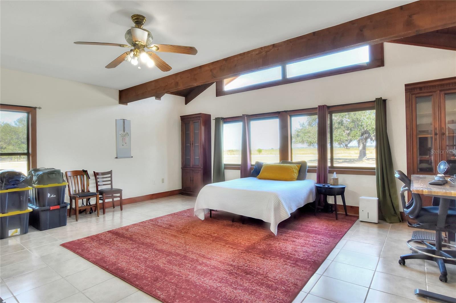 TB8463525 Property Photo