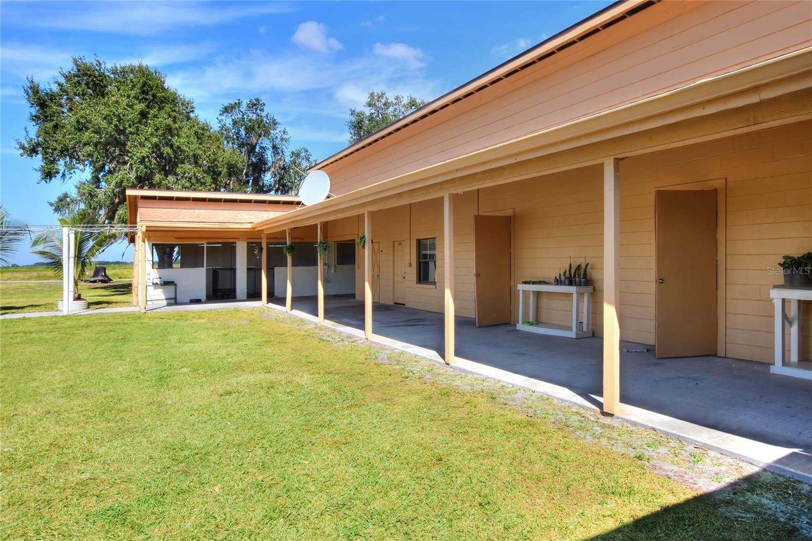 TB8463525 Property Photo