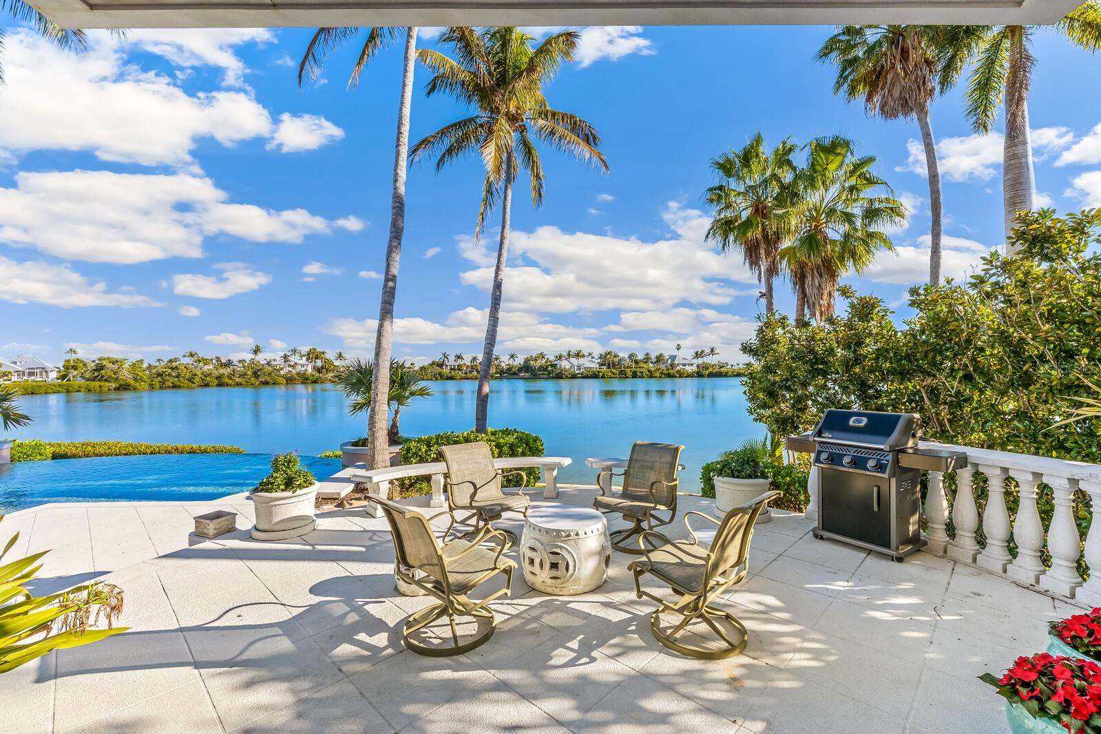 D6145548 Property Photo