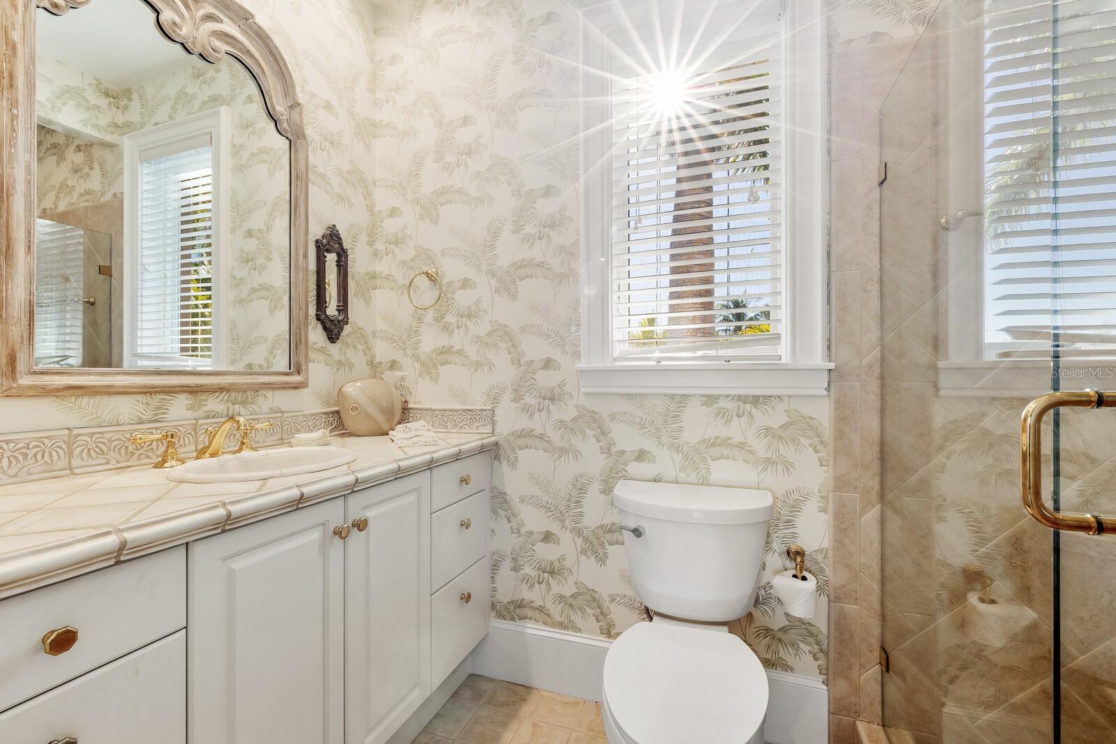 D6145548 Property Photo