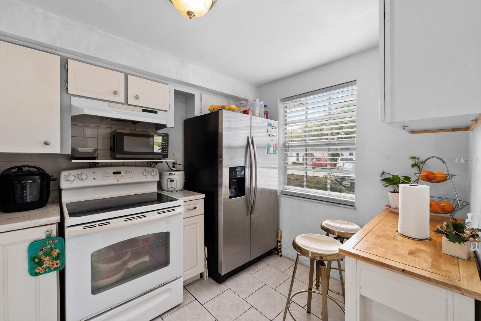 TB8463559 Property Photo