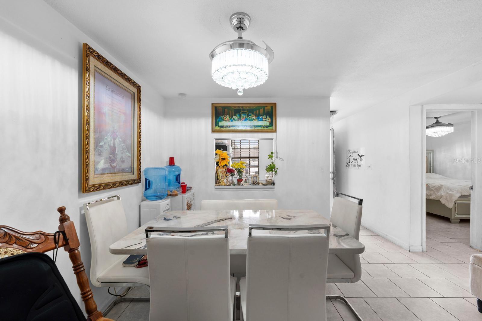 TB8463559 Property Photo