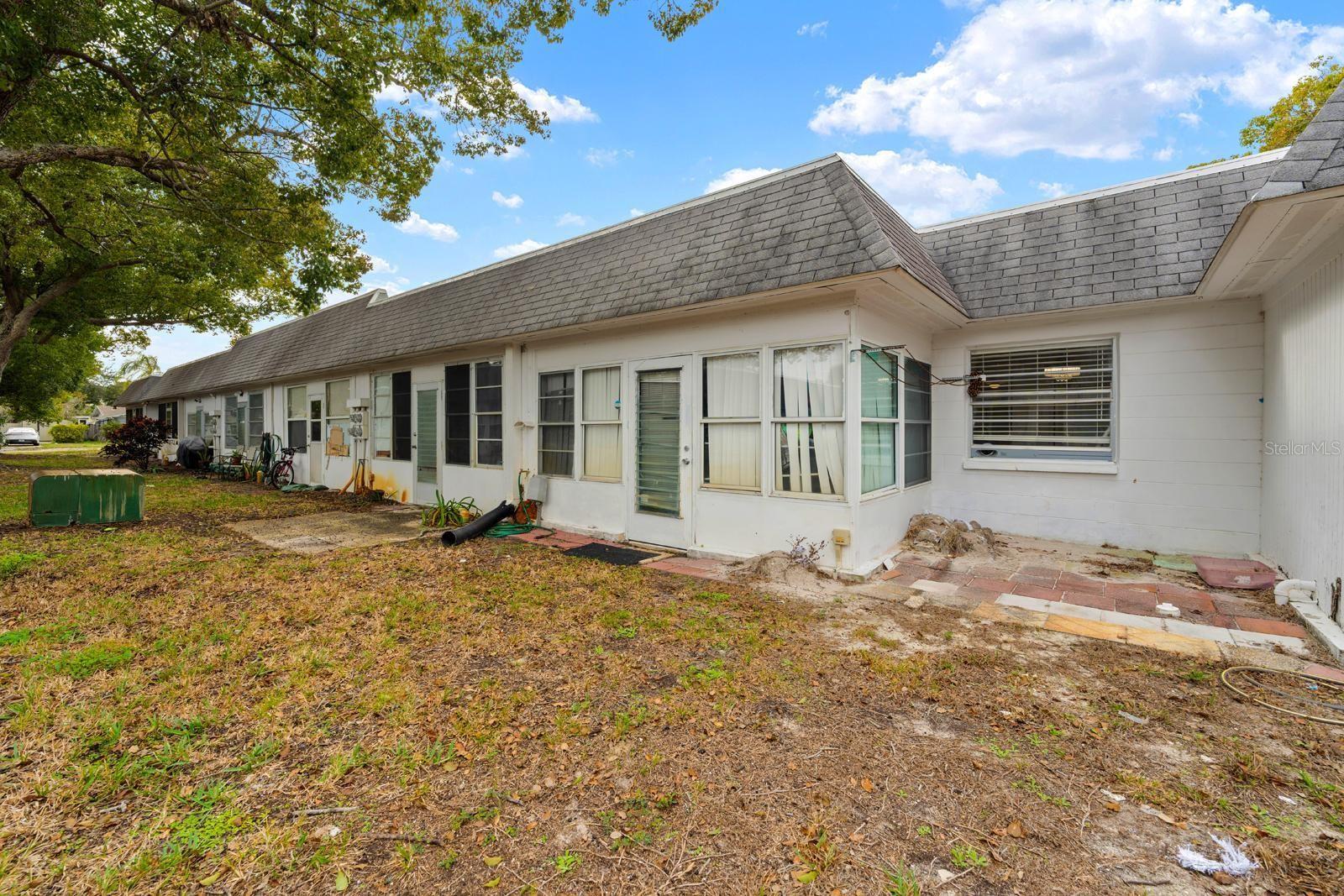 TB8463559 Property Photo