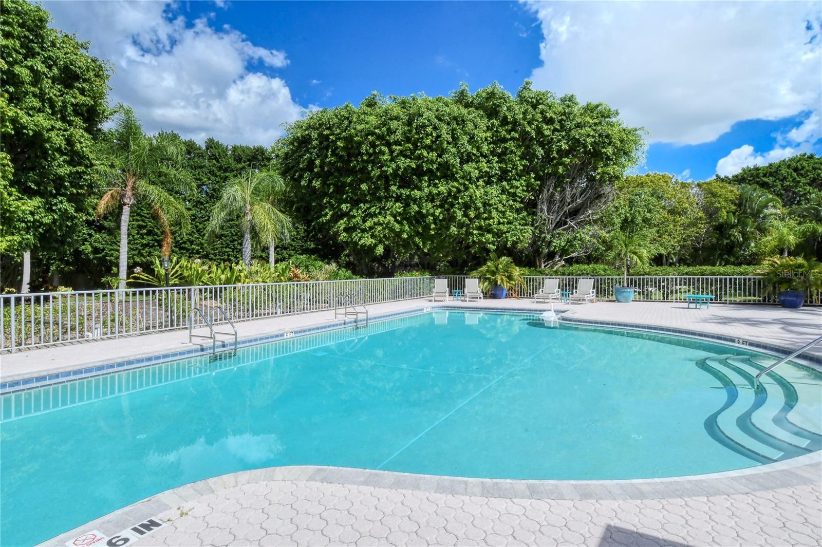 A4677923 Property Photo