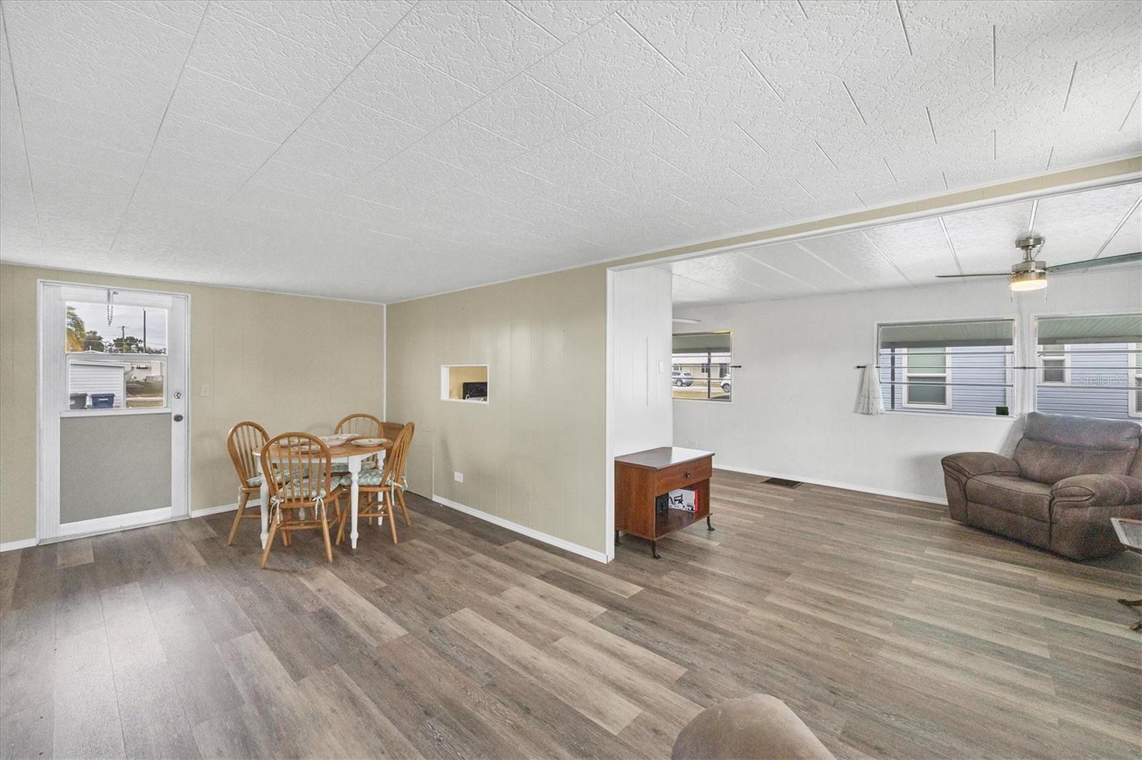 A4677928 Property Photo