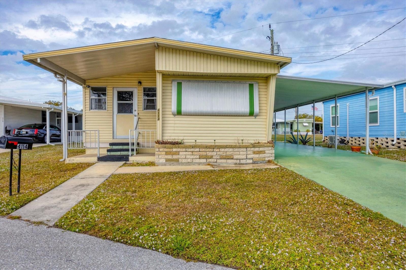 A4677928 Property Photo