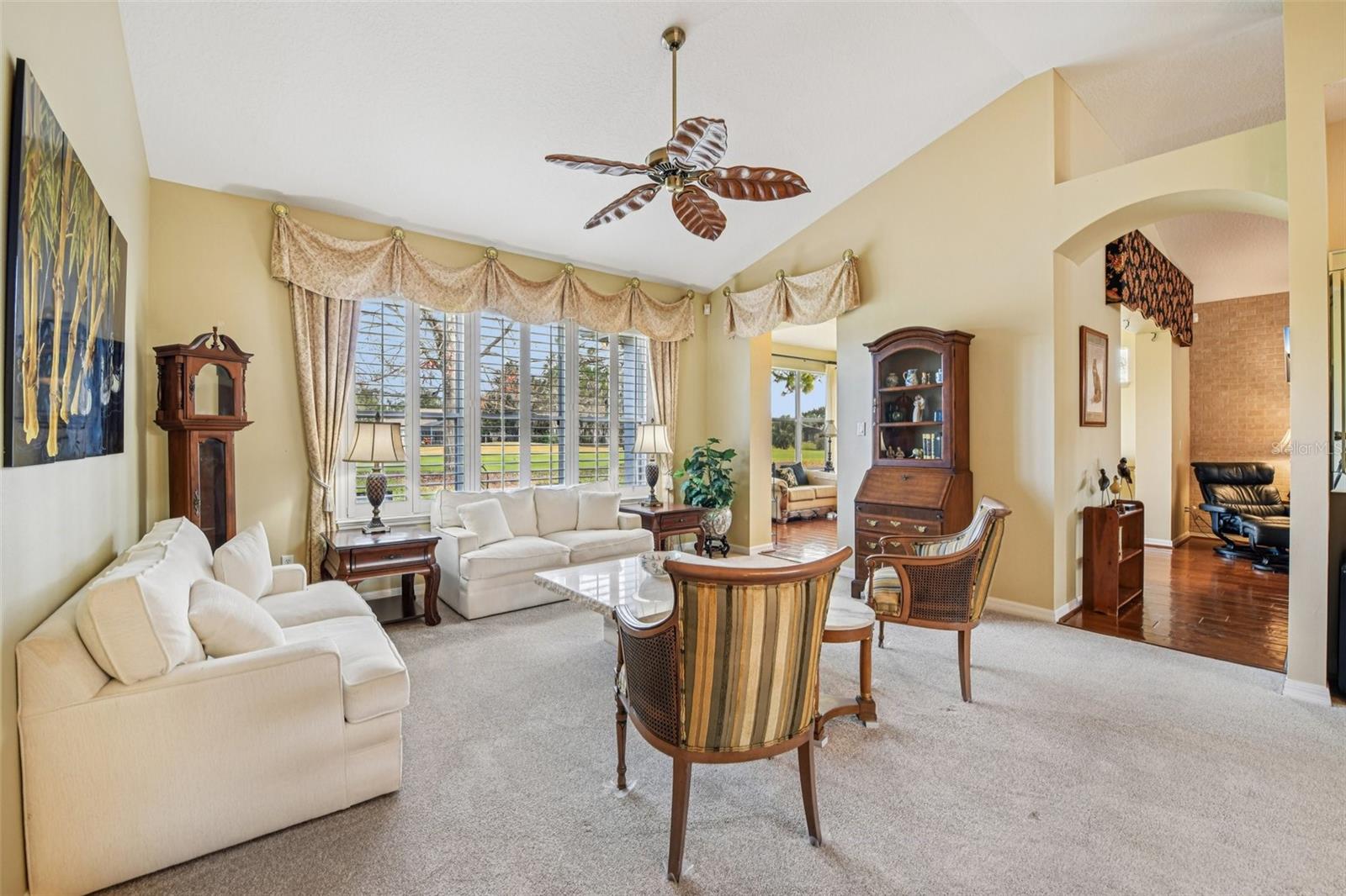 8013 PINE HOLLOW DR, MOUNT DORA, FL, 32757