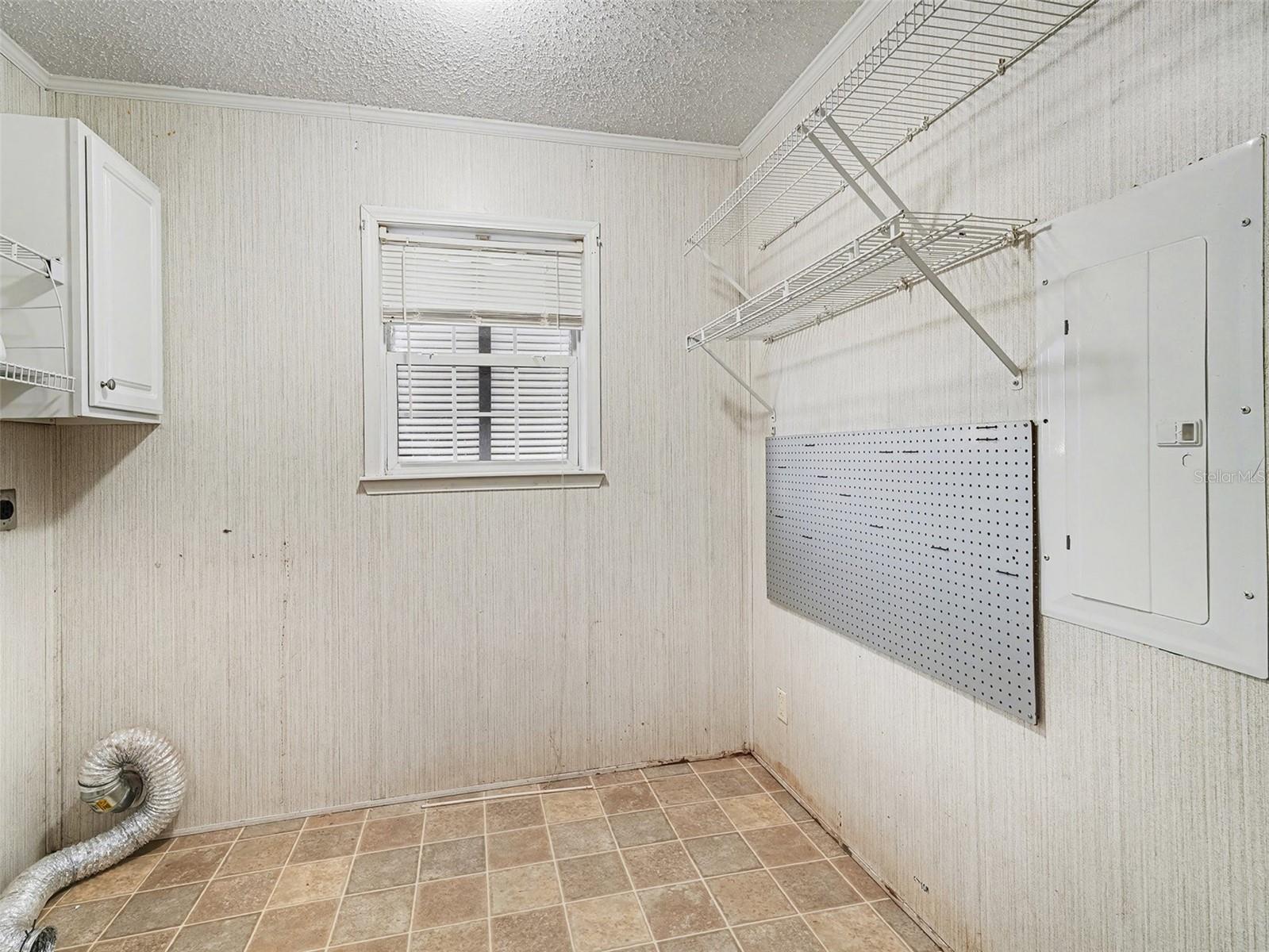 TB8463621 Property Photo