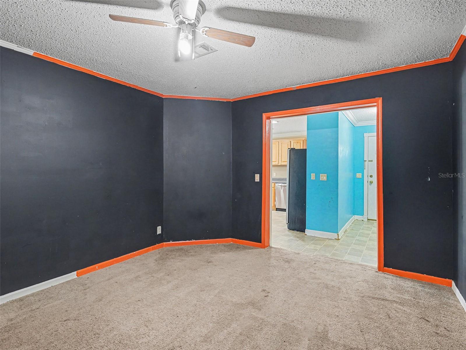 TB8463621 Property Photo