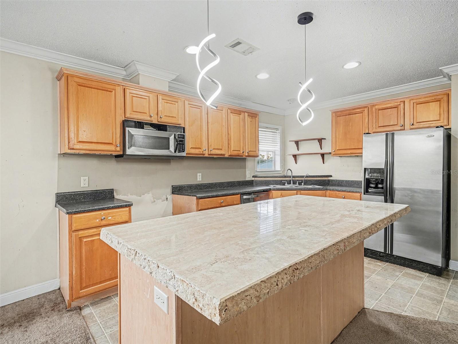 TB8463621 Property Photo