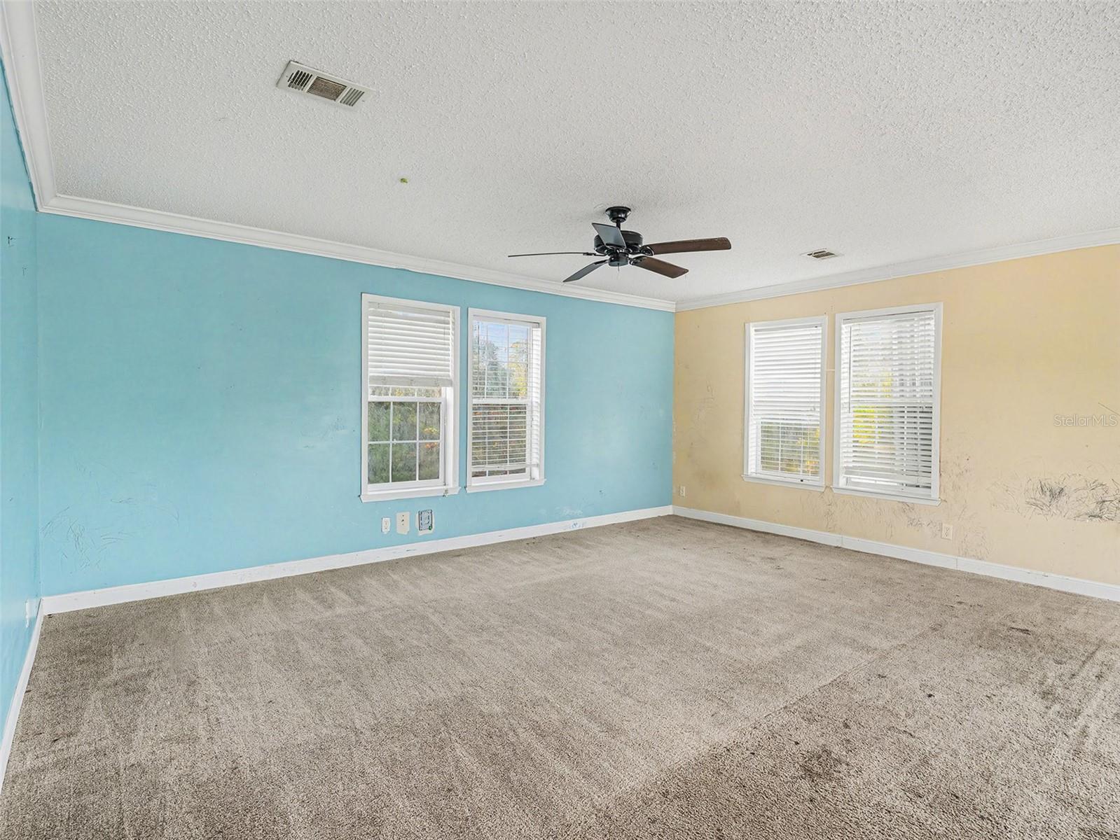 TB8463621 Property Photo